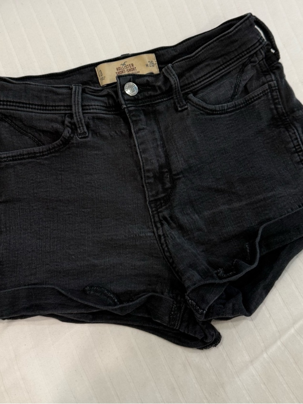 Hollister Women's Black Denim Short Shorts Size 26